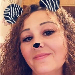 Meet your Posher, Kelley